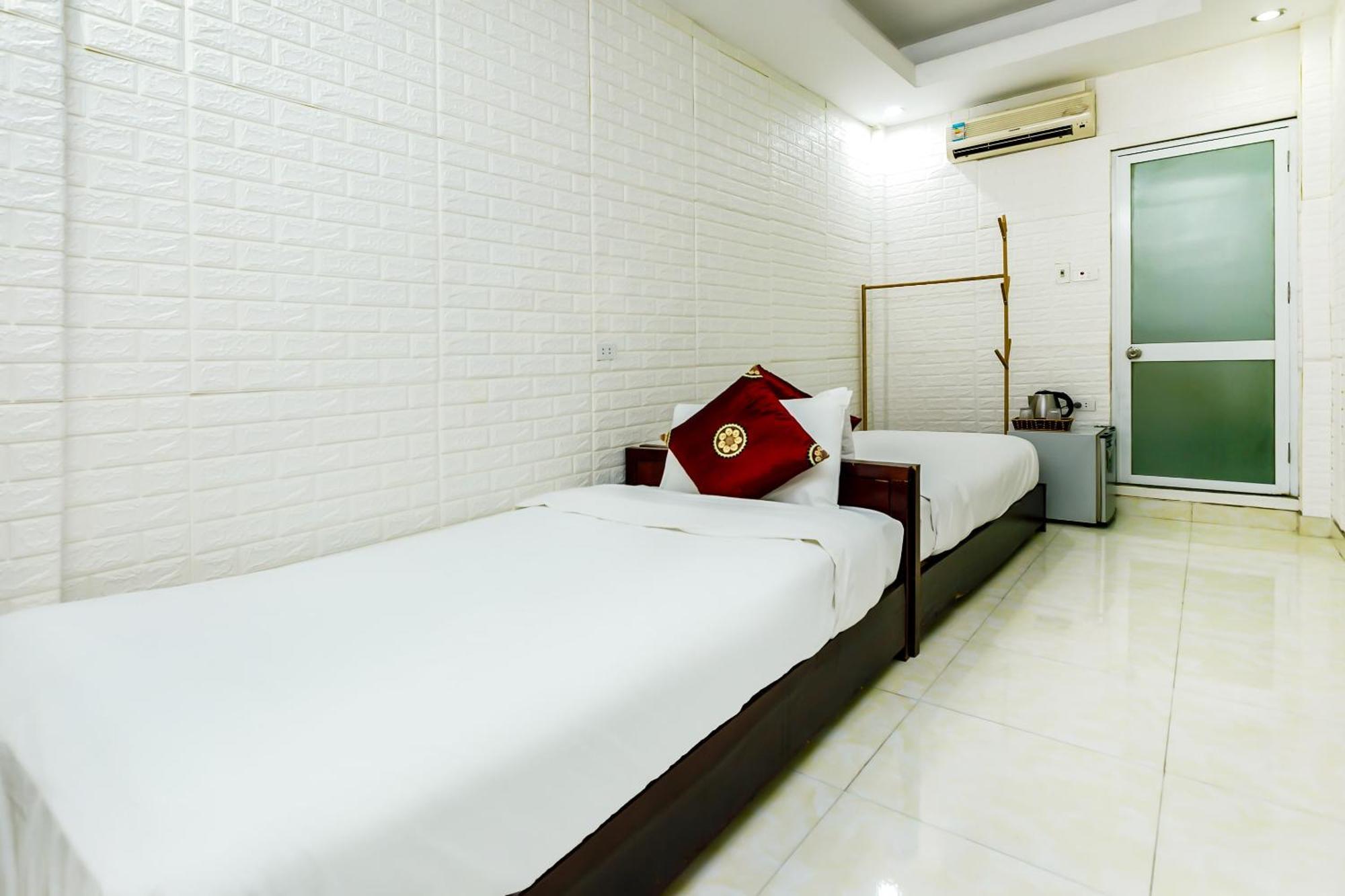Oyo 604 Queen Hotel Spot-On Hanoi Luaran gambar